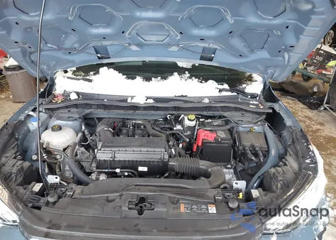 2024 Ford Escape Active z USA, uszkodzony, nr VIN 1FMCU9GN4RUA01385